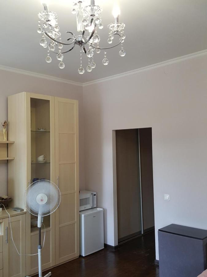 Абазинская 35 Sukhumi Ngoại thất bức ảnh